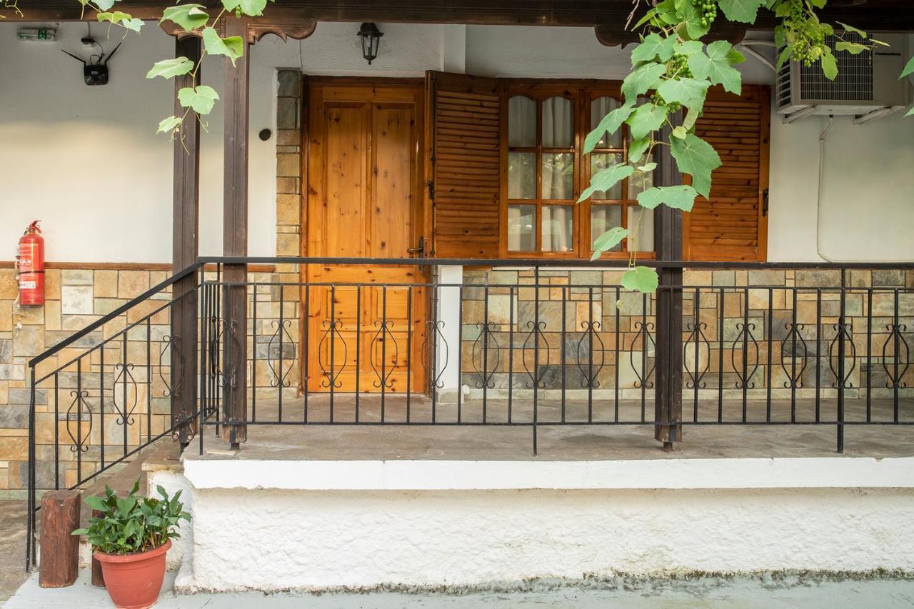 Gravanis Studios Platamonas Bagian luar foto