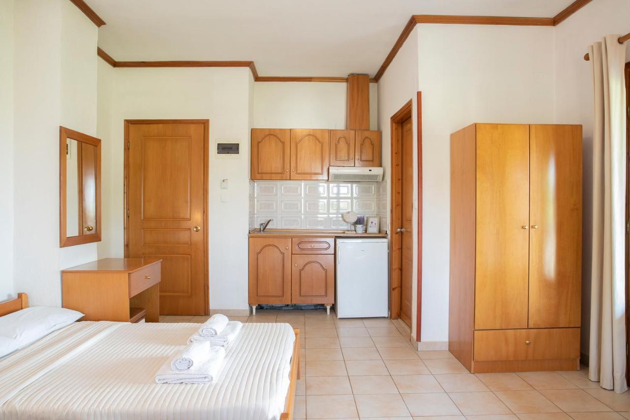 Gravanis Studios Platamonas Bagian luar foto